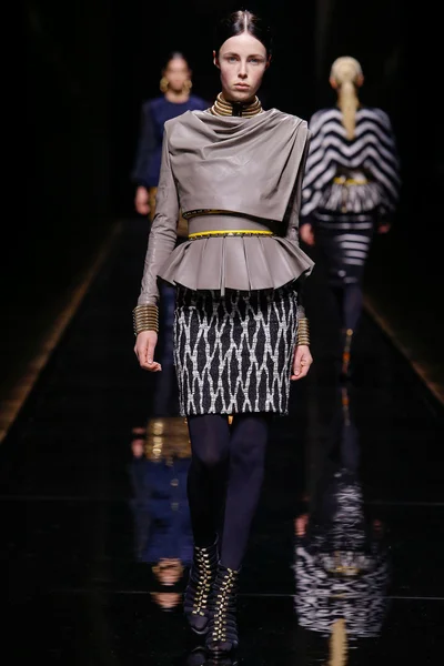 Look 36